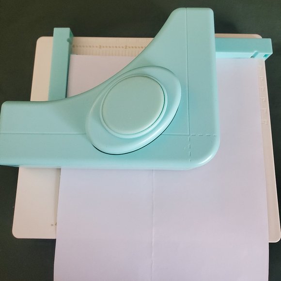 We R Memory Keepers Square Punch Board - Picture 6 of 9